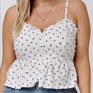Plus size Floral ruffle top
